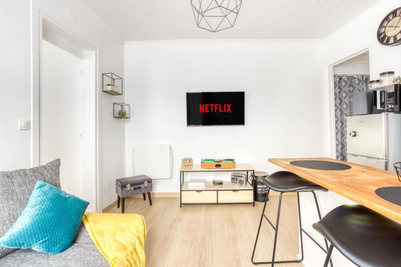 Appartamento Grand Line - Parking- Métro 5 - Easy Check-in - Netflix - Disney Plus Pantin Esterno foto